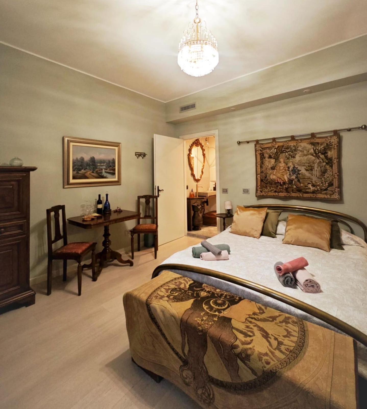 Magnificent Rooms Verona Center Luaran gambar